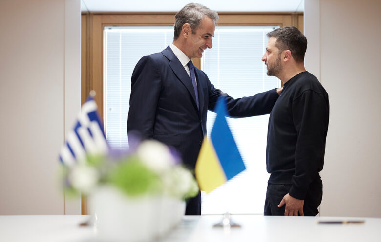 Συμφωνία για συνεργασία σε θέματα ασφάλειας υπέγραψαν Μητσοτάκης και Ζελένσκι